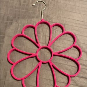 Accessory Hanger